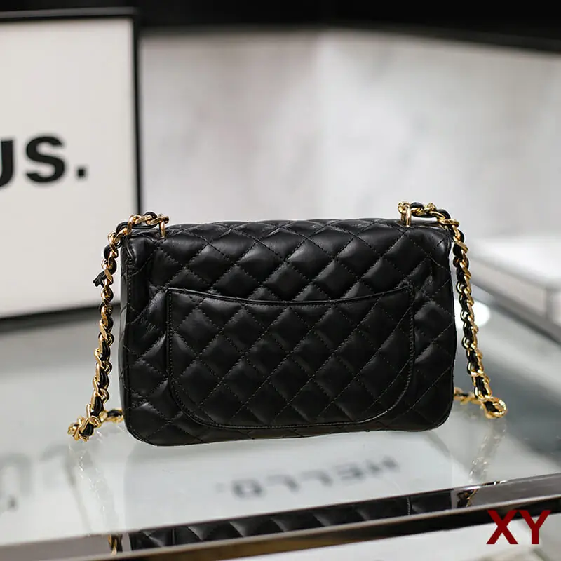 chanel mini sac a main pour femme s_12667321